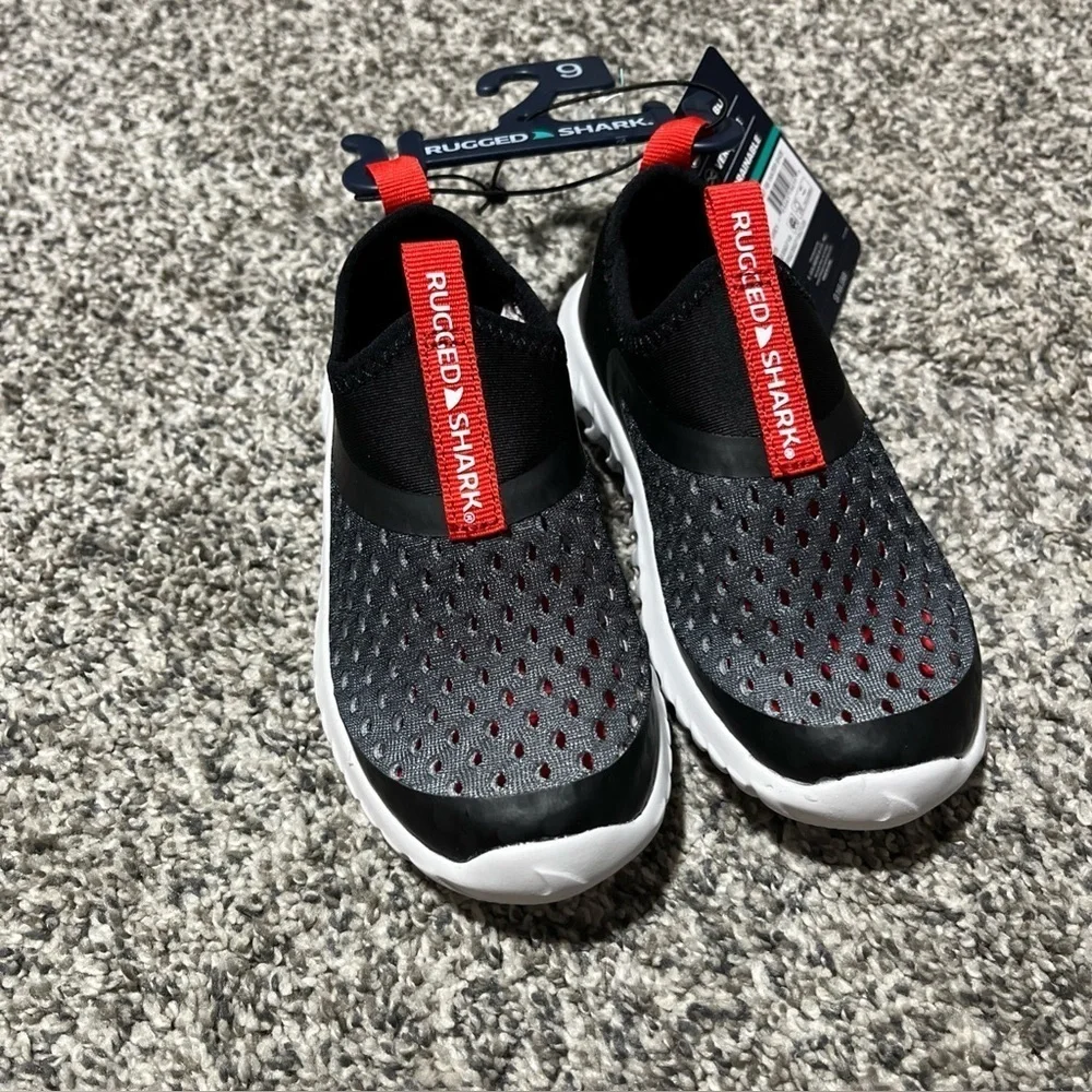 Rugged Shark Youth Boys Water Sneaker-Black-Size 9 Black Gray Red White